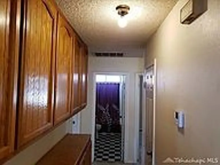 20351 Tamarac Dr — Photo 17