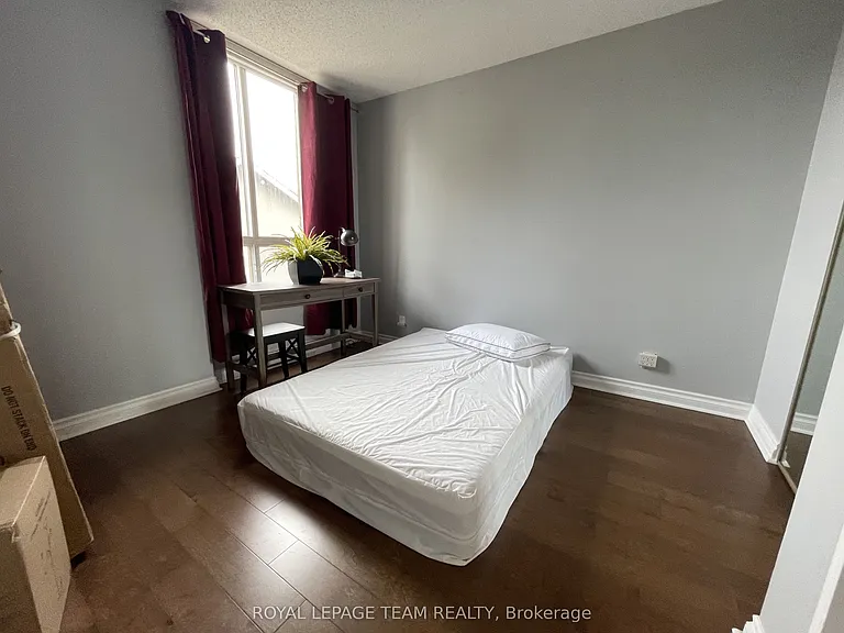45 Holland Ave #315 — Photo 7