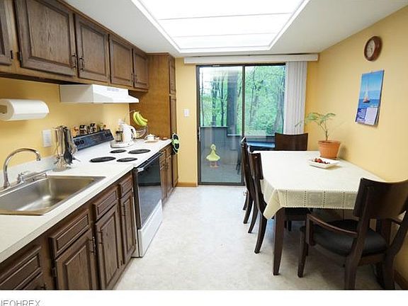 5th image of 11617 Harbour Light Dr #1617