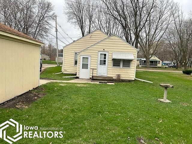 2nd image of 307 N Heckart St