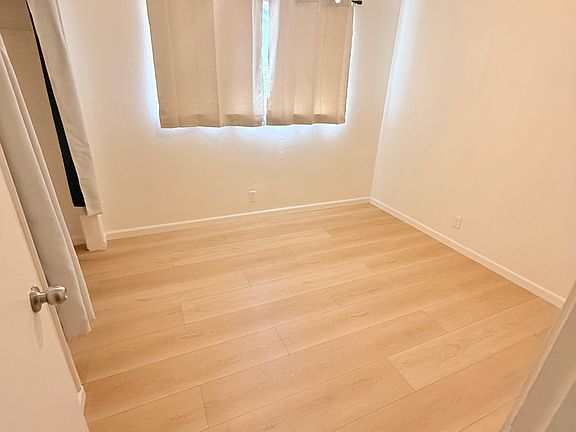 5th image of 5409 Frawley Way