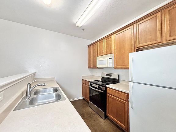2nd image of 10814 Mathom Lndg APT 2