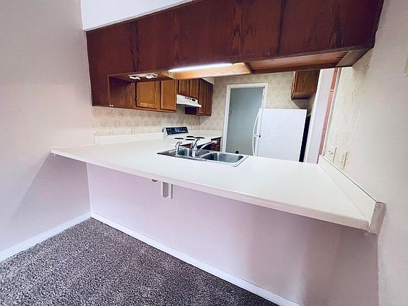 2nd image of 312 Carmel Dr APT 2