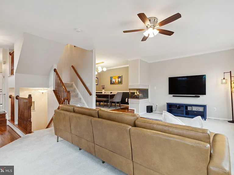 6336 Dunman Way — Photo 6