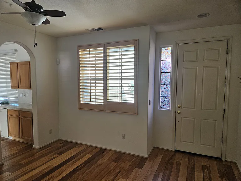 3777 Herons Landing Dr — Photo 2