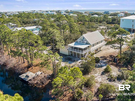 3rd image of 6897 Driftwood Dr