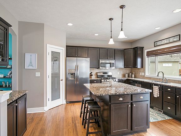 3rd image of 8705 Shore Way Dr SW