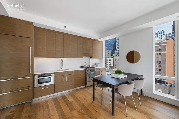 Kitchen, photo 1