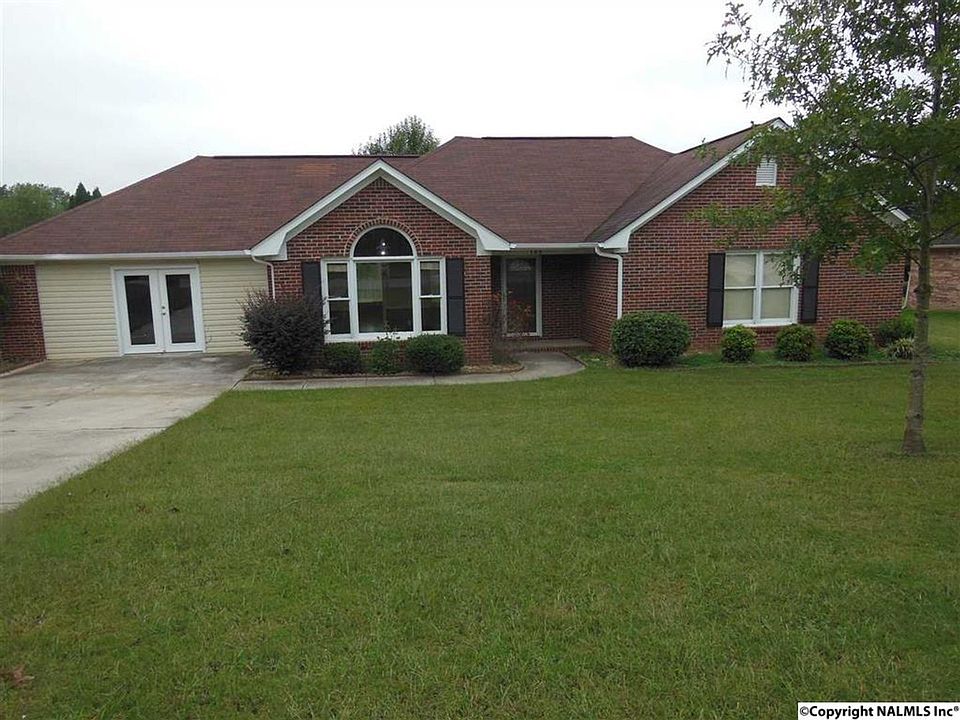 1st image of 145 Chanel Dr