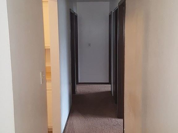 5th image of 2905 Park Terrace Dr APT 5