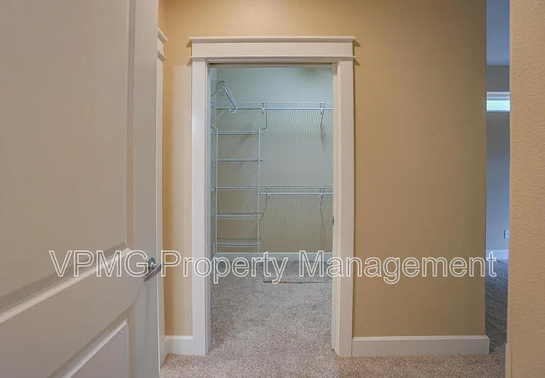 1403 SE 194th Pl — Photo 10