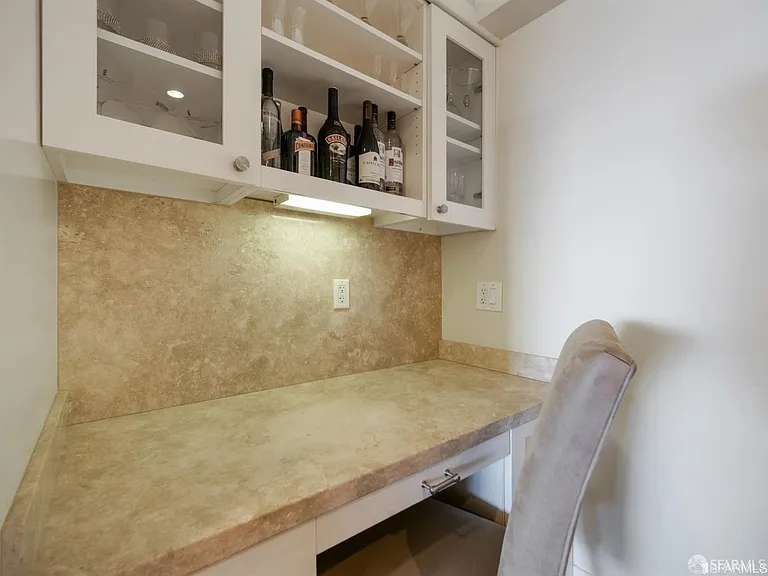 1177 California St #312 — Photo 10