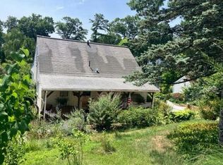 74 W Shore Dr, Enfield, CT 06082