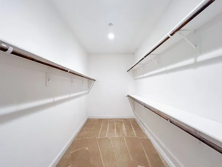 8428 Amber Valley Ln — Photo 44