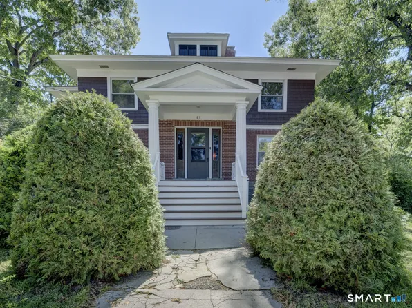 81 Chestnut Street, Windham, CT 06226