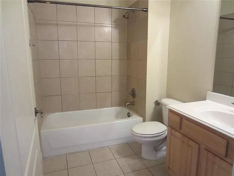 122 Seva Ct — Photo 9