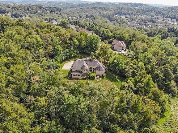 5th image of 511 Ashley Ln