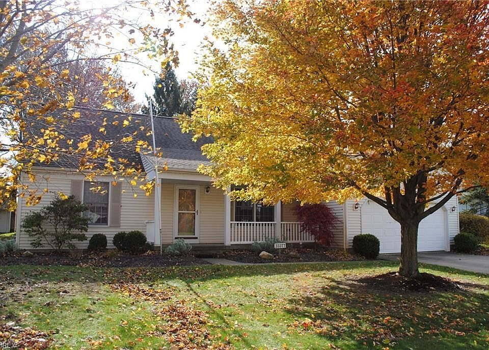 1st image of 33377 Chelsea Ave