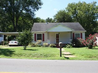 611 Fall River Rd, Lawrenceburg, TN 38464