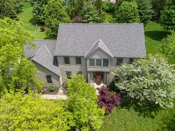 2nd image of 7628 Forest Knoll Dr