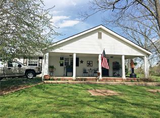 1384 Hog Mountain Rd, Winder, GA 30680