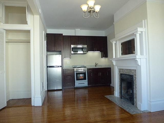 1st image of 2539 Polk St APT 10