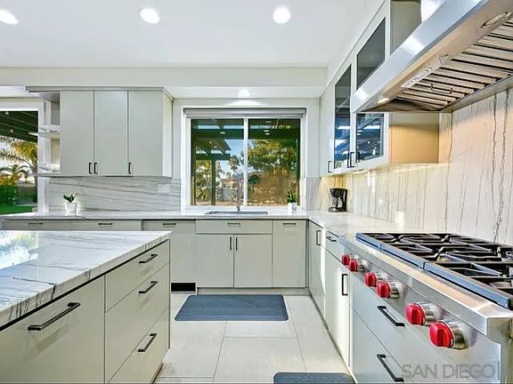 4th image of 519 Del Corro Ct