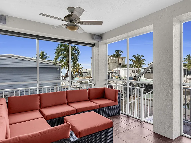 112 Seagull Ln — Photo 11
