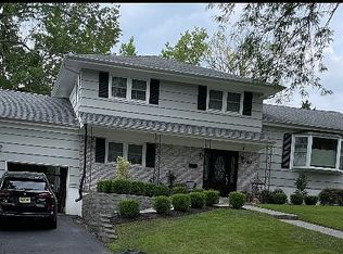 25 Ellis Rd, West Caldwell, NJ 07006