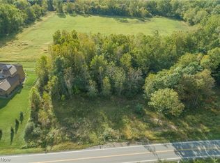 Columbia Rd, Valley City, OH 44280