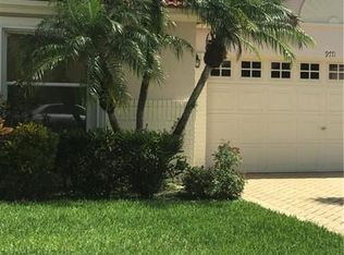 9771 Harbour Lake Cir, Boynton Beach, FL 33437