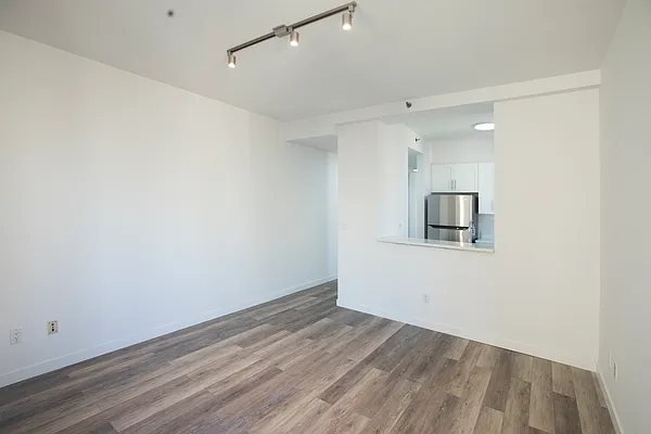 Rented by Maidman Realty Group LL | media 48