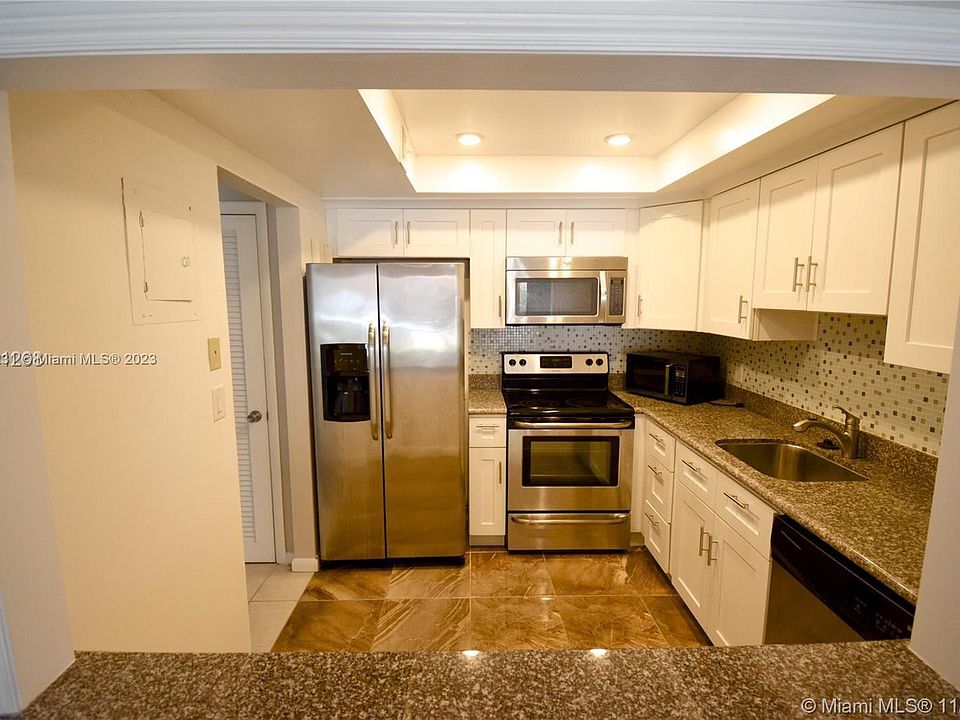 1st image of 660 Tennis Club Dr APT 103