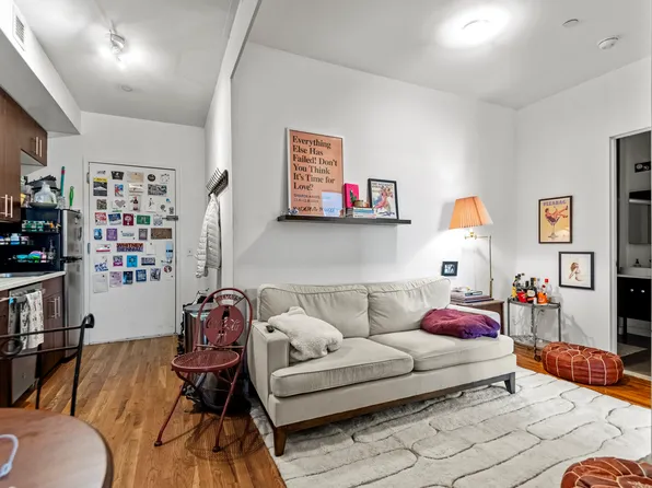 186 Noll Street image 3 of 10