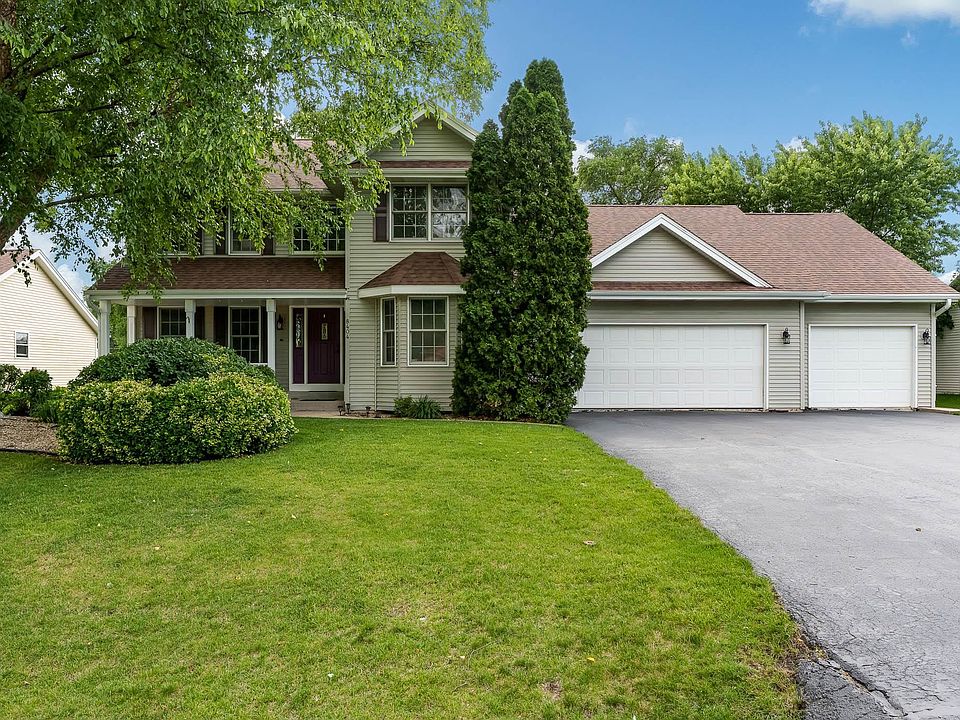 1st image of 8404 Centaur Dr