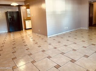 7008 N 12th St, Phoenix, AZ 85020