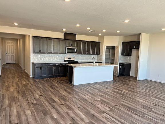 3rd image of 1803 Tiki Ave