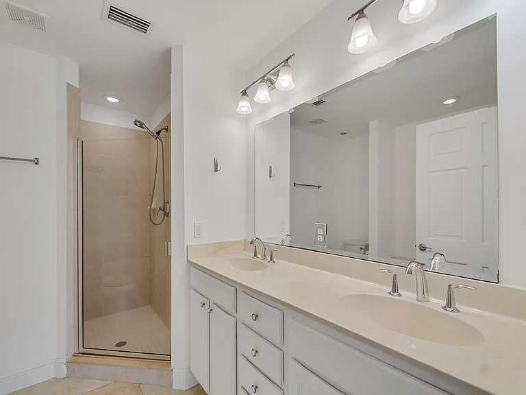 4350 Doubles Alley Dr #203 — Photo 12
