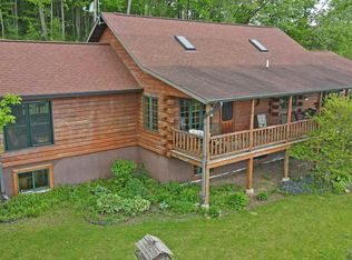 E685 Grenlie Rd, Waupaca, WI 54981