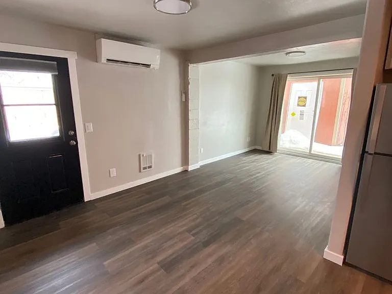 921 Walker Ave — Photo 11
