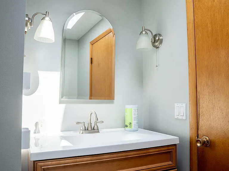 102 Brooklane Dr — Photo 18