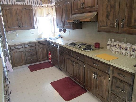 2nd image of 28912 Danielson Dr