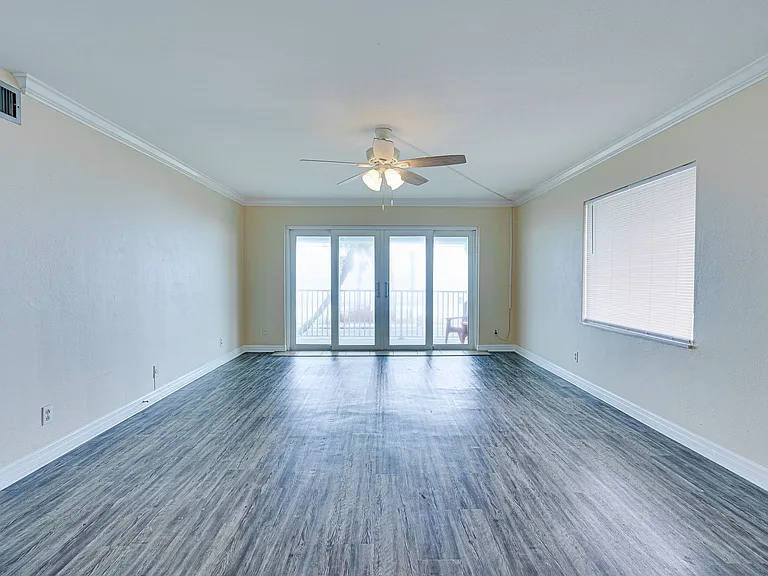 2760 Ocean Shore Blvd — Photo 3