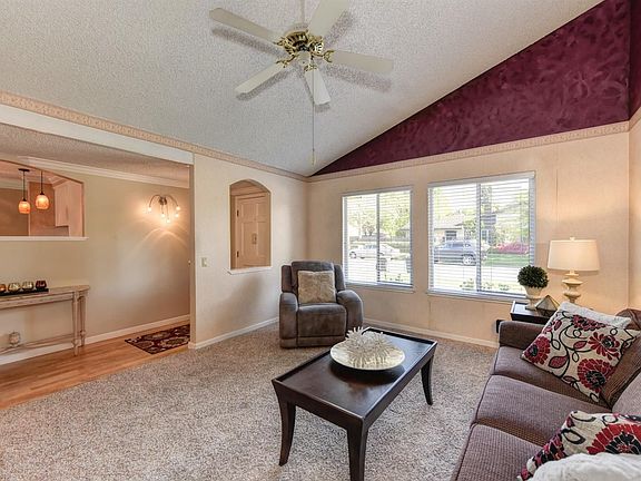 4th image of 2317 Bridlewood Dr