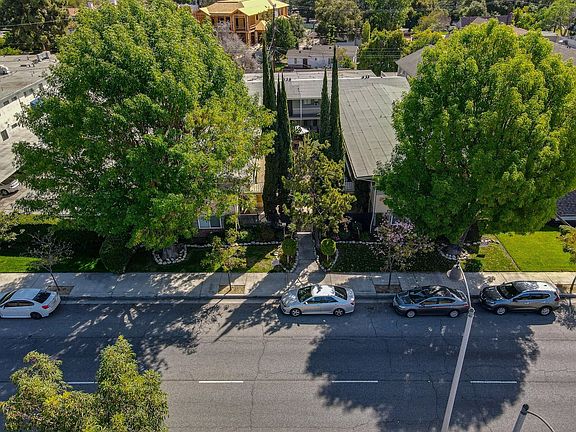 3rd image of 850 S Rosemead Blvd APT 7