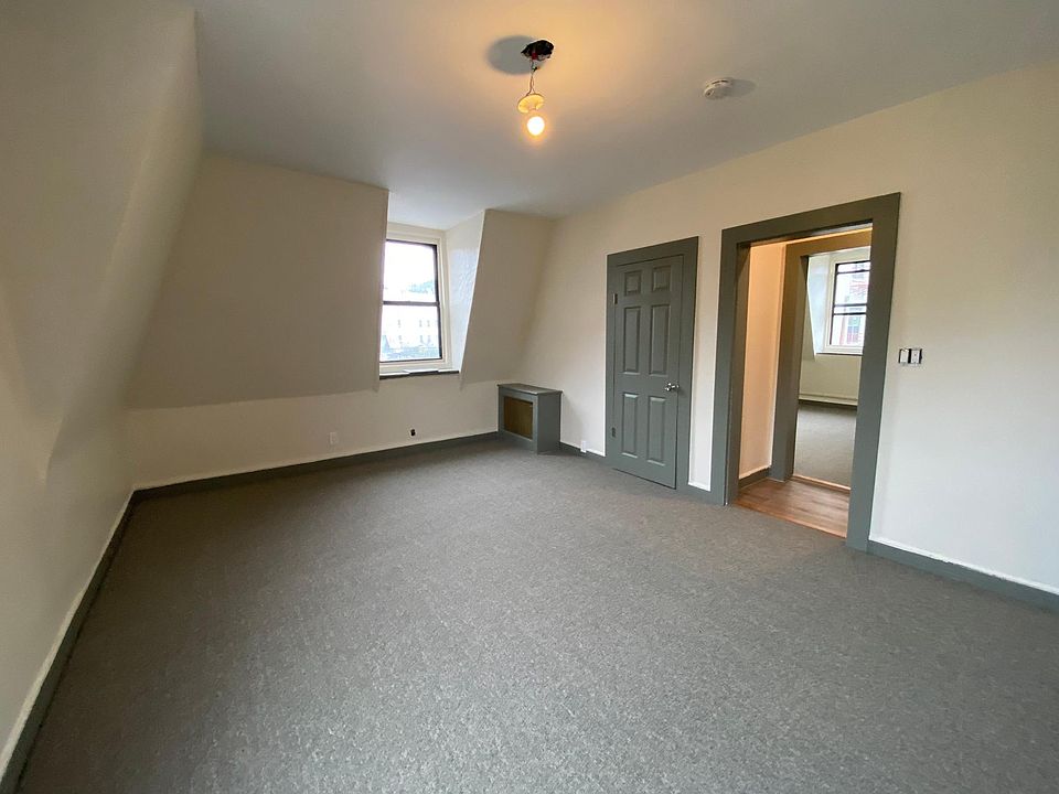 living / Dining room