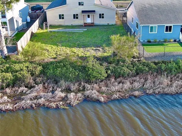 937 Mount Olympus Avenue SE #C, Ocean Shores, WA 98569