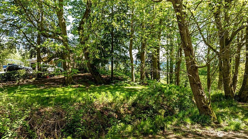 2nd image of 8119 Sand Dollar Lane