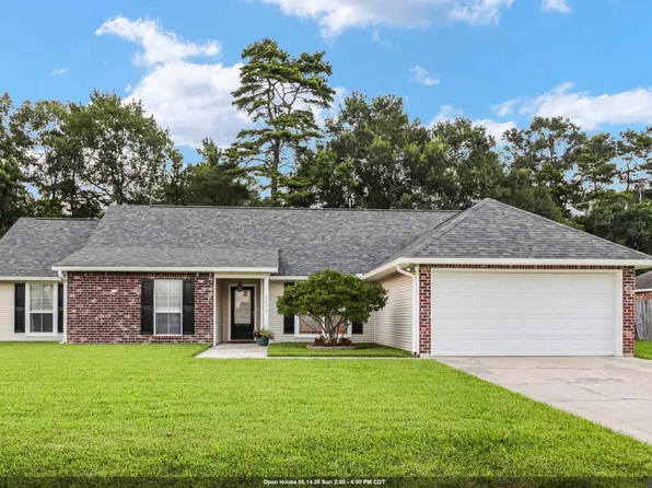 9873 Chapel Hill Dr, Denham Springs, LA 70706