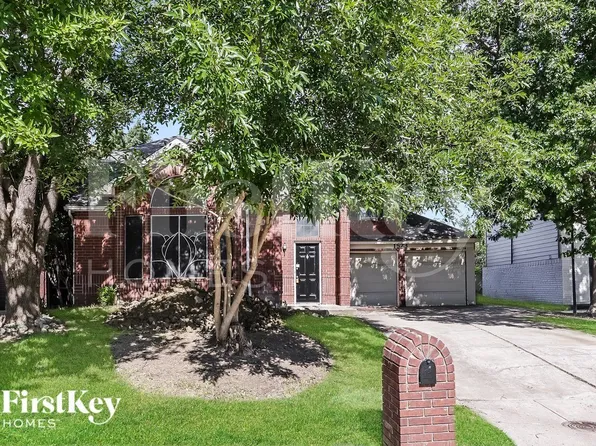 1523 Stratford Dr, Mansfield, TX 76063